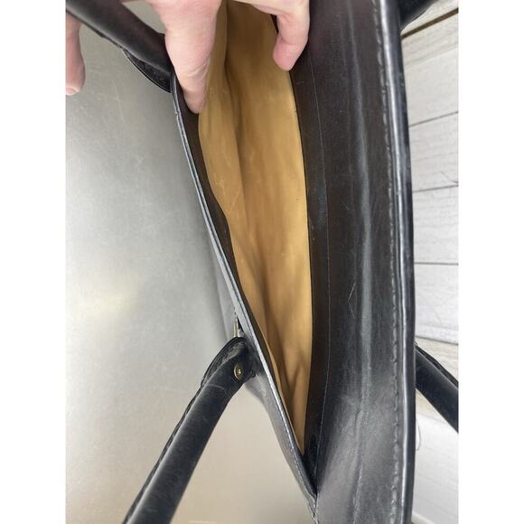 Henri Bendel Handbag Black Leather Top Handle Gold Hardware Classic Foldover - Picture 4 of 10